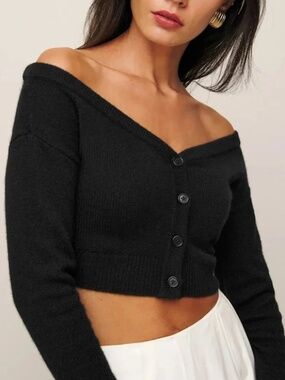 Reformation Millie Cashmere Off The Shoulder Cardigan Black XL
